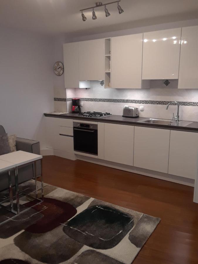 New Kosljun Apartment Short Walk To Beach Екстер'єр фото
