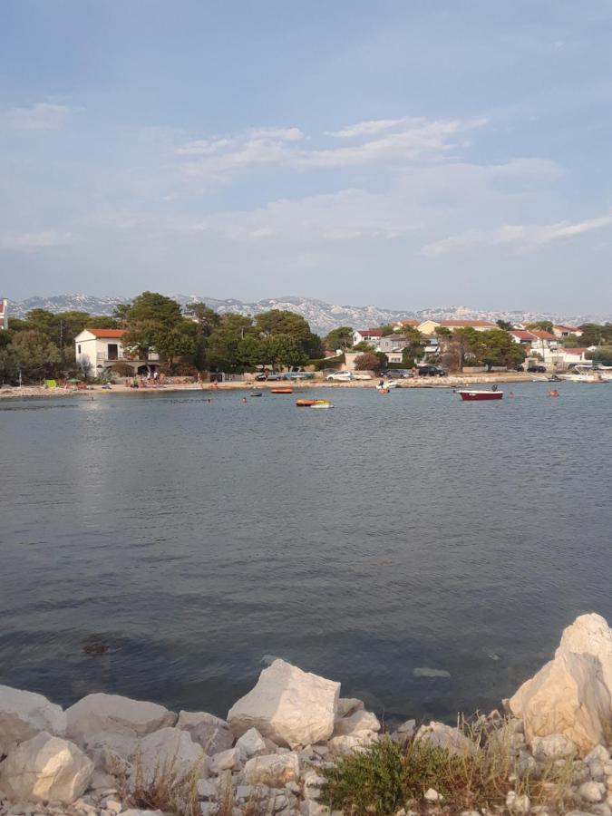 New Kosljun Apartment Short Walk To Beach Екстер'єр фото
